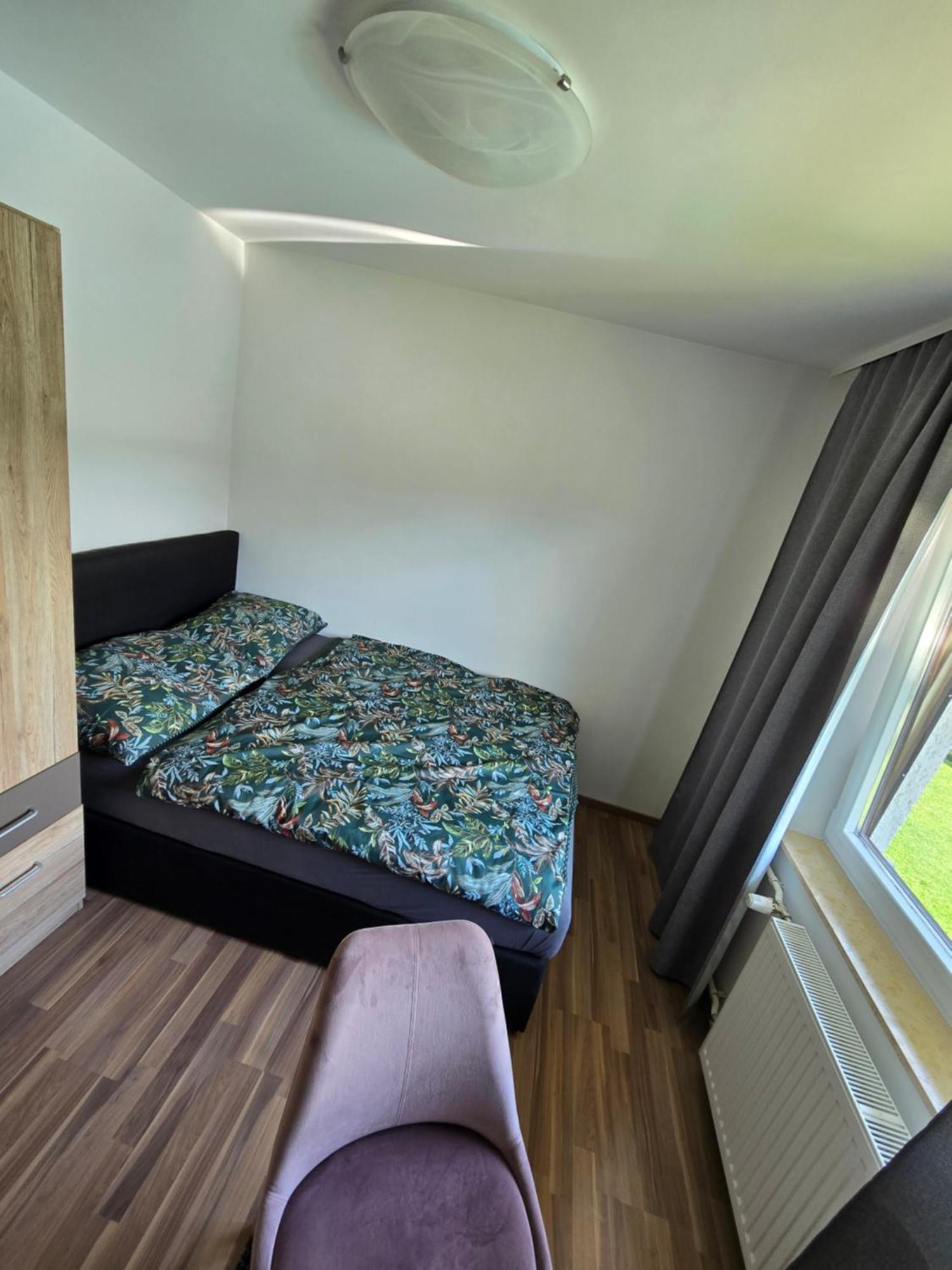 Apartments Boldin ブレッド 部屋 写真