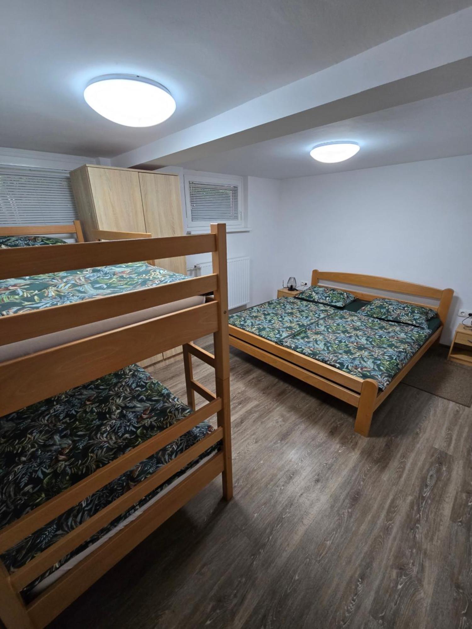 Apartments Boldin ブレッド 部屋 写真